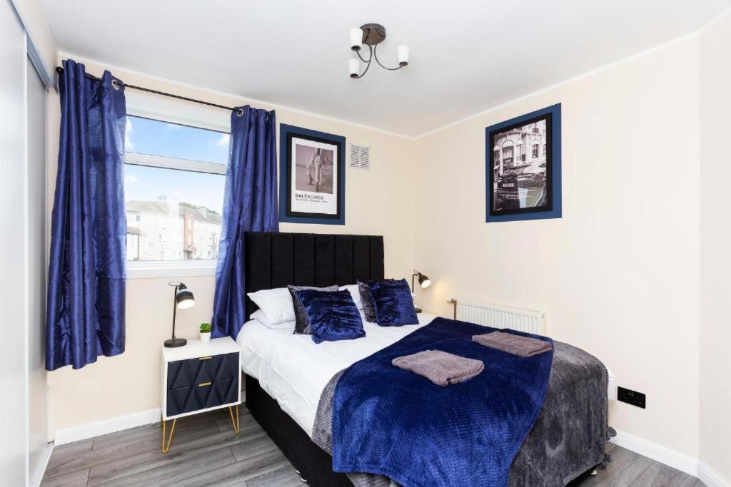 Stylish 3 Bed Edinburgh Abode-Parking And Gardenアパートメント エクステリア 写真